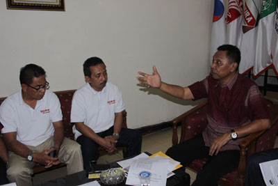 Pendaftaran Rasiyo-Abror Cacat, Koalisi Majapahit Lapor Panwaslu