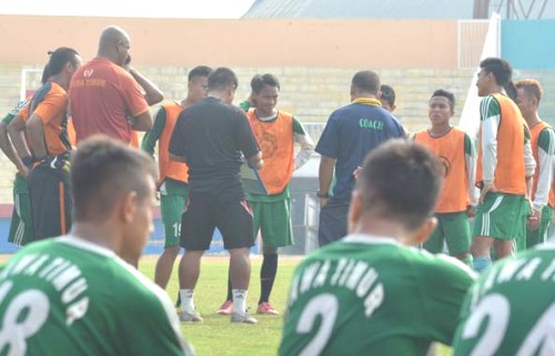 Sepak Bola PON Jawa Timur Gelar 6 Kali Uji Coba