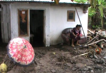 Banjir Bandang Sapu RatusanRumah diSitubondo