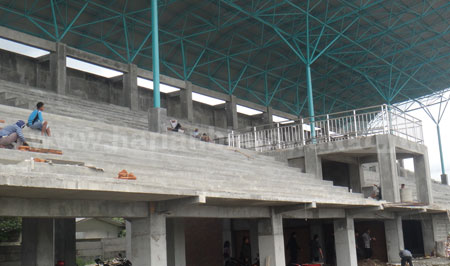 2017, Pemkab Blitar Lanjutkan Pembangunan Stadion Nglegok