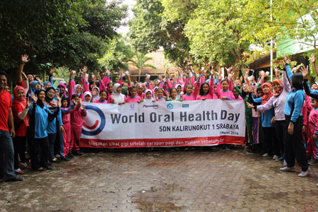 Peringati Hari Kesehatan Gigi Dunia, Gelar Baksos