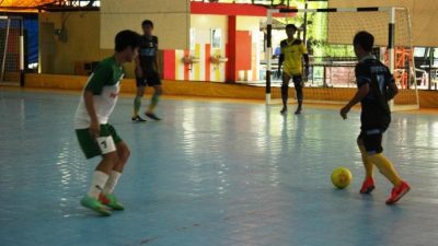 16 Tim Futsal Wartawan Berebut Piala Gubernur Jatim