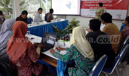 45 Petani dan Padagang Binaan EMCL Berguru Ke Yogyakarta