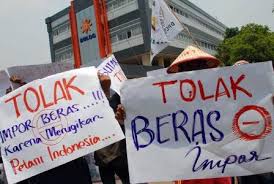 Surabaya Andalkan Beras Impor Wilayah Lain