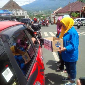Peringati Hari Ibu, Galang Donasi untuk Aceh