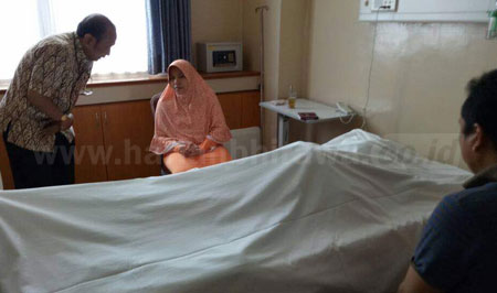 Keluar Masuk Rumah Sakit, Bupati Sampang Tutup Usia