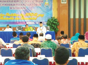 Dr Agung Mulyono Buka Puasa Bersama Dengan Kasek SMA/SMK se-Situbondo