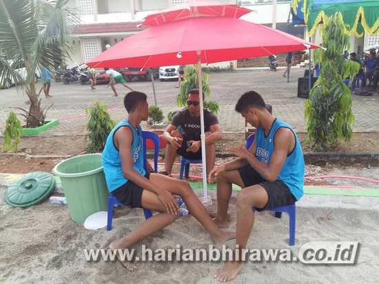 Tim Putra SMANOR Masih Perkasa di Kejurnas Bola Voli Pasir Makassar