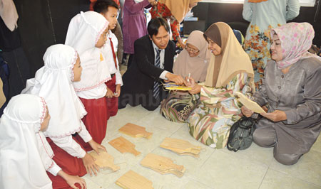 SMK Sungai Manggis Malaysia Datangi Sekolah Muhammadiyah