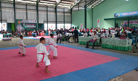Tuban Gelar Kejuaraan Karate Bupati Cup II Se Jawa-Bali