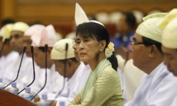 Myanmar Dikepung Sanksi