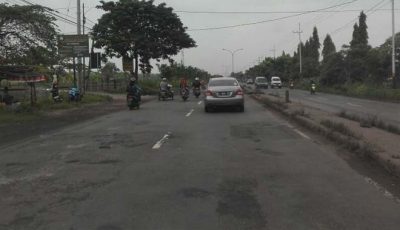 Jalan Nasional Lamongan-Surabaya Rusak, Korban Laka Meningkat