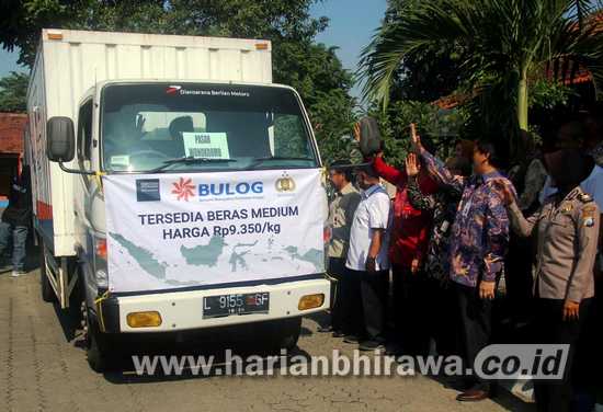 Stok 200 Ribu Ton Beras Tersedia di Bulog Provinsi Jawa Timur