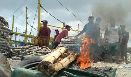 Ribuan Nelayan Demo Tuntut Legalkan Cantrang