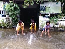 Tetap Waspada, Banjir di Kabupaten Lamongan Mulai Surut