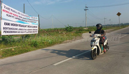 13-1-Aksi-penolakan-lapindo-warga-Dusun-Kedongdong,-Desa-Blimbing,-Kesamben,-Jombang