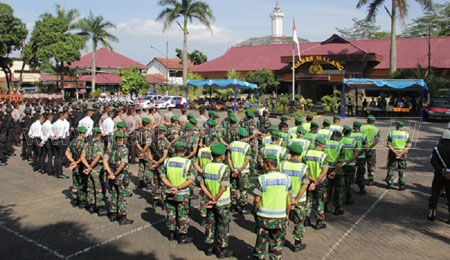 Bupati Rendra Jalani Pemeriksaan KPK di Jakarta