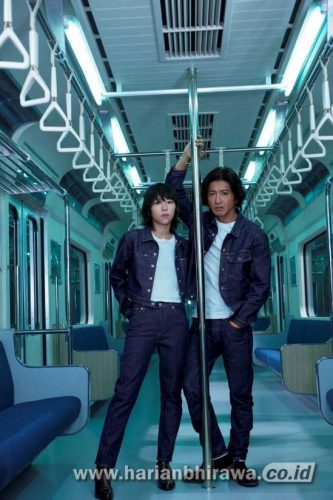 Takuya Kimura and Leah Dou-Promosikan Levis Jeans Clasik