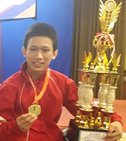 Gilang, Pebulutangkis Sidoarjo Juara O2SN Banten