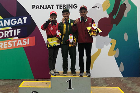 Jatim Raih Medali Emas Panjat Tebing Lead Putra Pomnas 2019