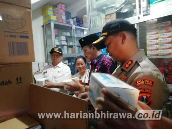 Bupati Maryoto Birowo Upayakan Stabilisasi Harga Masker di Tulungagung