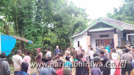 Dua Santriwati Ponpes Nurul Falah Bondowoso Terseret Banjir, Satu Meninggal