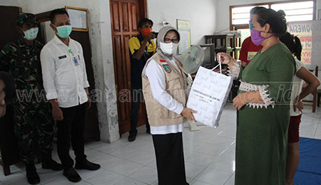 Bupati Jombang Pantau Posko Karantina Pendatang di Sekolah