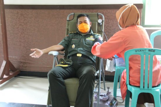 Prajurit Kodim 0814 Jombang Laksanakan Donor Darah