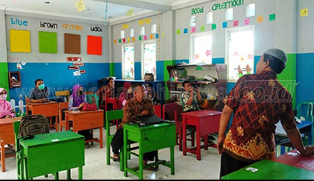 11-ach-SMP-Muhammadiyah-4-Porong-Siap-Maju-Secara-Teknologi