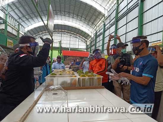 Pasar Oro-Oro Dowo Kota Malang Jadi  Contoh  Pasar New Normal