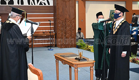Pelantikan Rektor Unair Secara Daring Raih Rekor MURI