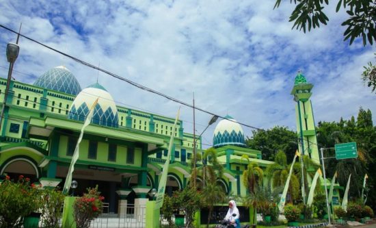 Aman Covid-19, Masjid Agung Ar-Raudlah Probolinggo Gelar Sholat Jum’at