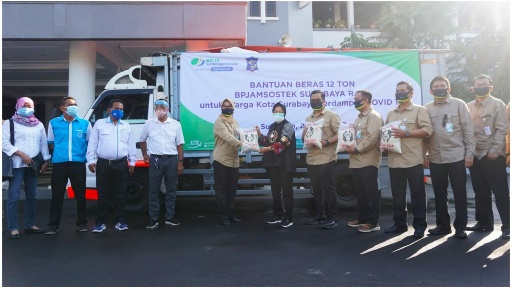 BPJAMSOSTEK Salurkan Bantuan Beras 12 Ton ke Pemerintah Kota Surabaya