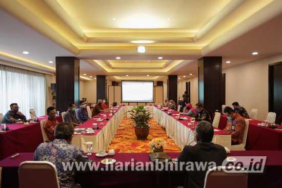 PLN UID Jawa Timur Gelar Sharing dan Diskusi Bersama YLPK di Surabaya