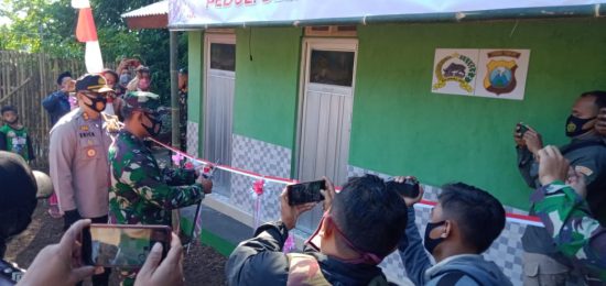 Kodim 0822-Polres Bondowoso Bangun MCK di Daerah Terpencil