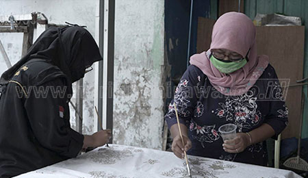Ubah Jadi Kampung Batik, Undika Gelar Perlatihan Modernisasi Batik