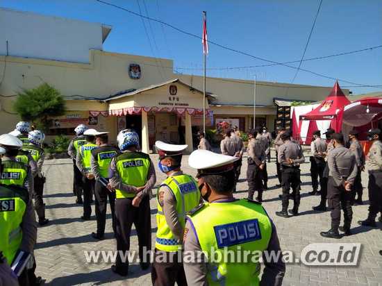 Tiga Hari Kantor KPU Situbondo Dijaga Ketat Ratusan Personel Polisi