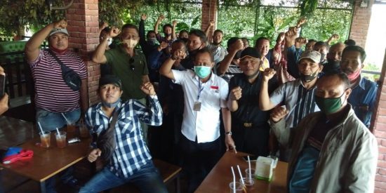 Tak Ingin Kemajuan Surabaya Terhenti, Pensiunan Babinsa Dukung Eri Cahyadi dan Armuji