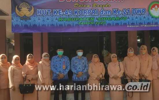 ASN dan Dharma Wanita Pemerintah Kabupaten Sidoarjo Donor Darah