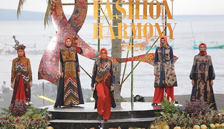 East Java Fashion Harmony dan Aktivasi Seni Budaya
