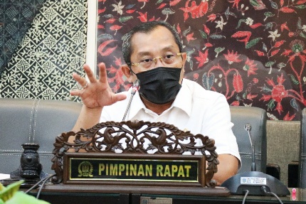 31-Wakil ketua DPRD Jatim Sahat Tua Simanjuntak
