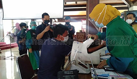Dinkes Kabupaten Malang Gelar Vaksinasi Covid-19 Perdana Pada Pemain Arema FC