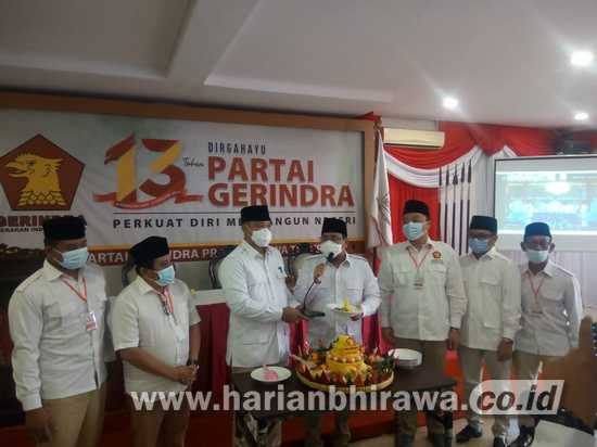 Harlah Gerindra Ke-13, Prabowo Minta Kadernya Bikin Rakyat Gemuyu