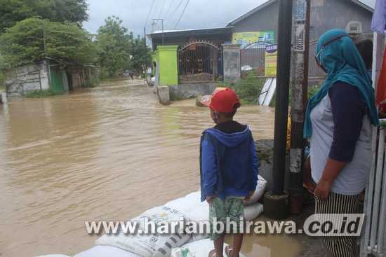 Kades Bandar Kedungmulyo Jombang:  Banjir Berawal dari Arus Air Kali Konto