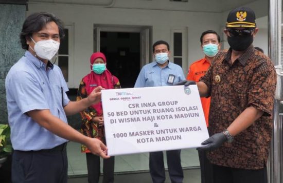 Terima 1.000 Masker dan 50 Bed, Wali Kota Madiun Apresiasi PT INKA