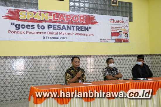 Diskominfo Jombang Sosialisasikan Apilkasi SP4N-Lapor Ke Pesantren Baitul Makmur Wonosalam