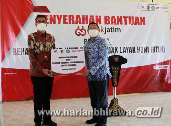 Bank Jatim Rehabilitasi Rumah Tak Layak Huni di Kabupaten Tulungagung