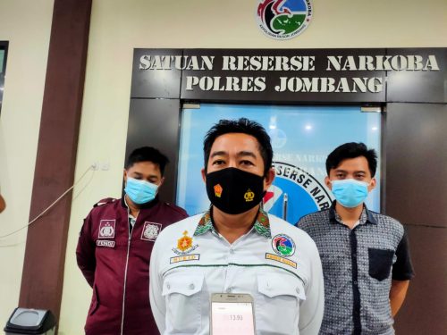 Satreskoba Polres Jombang Tangkap TO Kasus Narkoba Saat Pesta Sabu