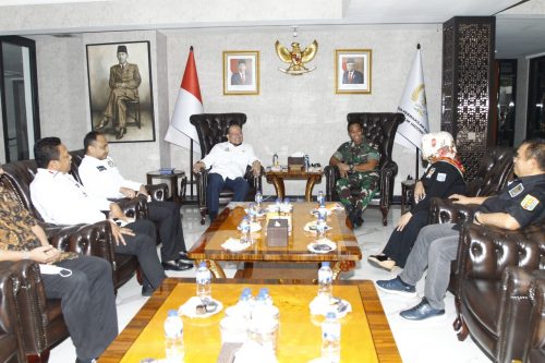 Panglima TNI Jenderal Andika Perkasa Menimba Wawasan dan Masukan dari Ketua DPD RI