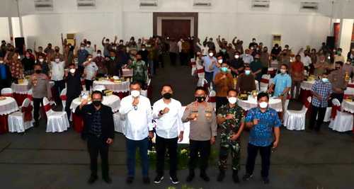 8-HL-bed Polrestabes dan Forkopimda Siap Beri Rasa Aman Perayaan Natal di Surabaya